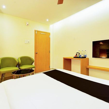 Hotel O Svs Suites Luxury Rooms Trimulgherry Exterior foto